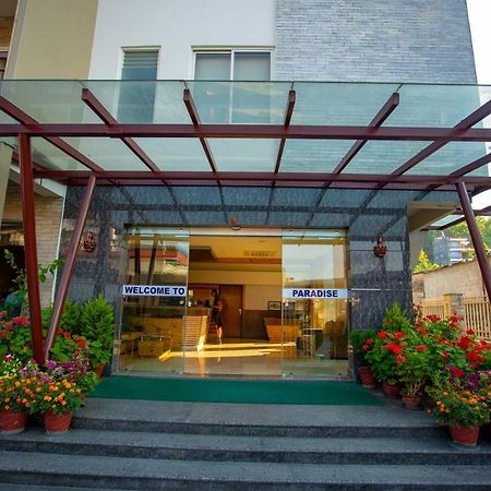 Hotel Lake Paradise Pokhara Extérieur photo